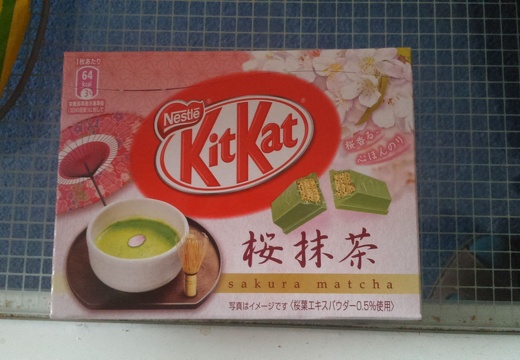Kitkat (12813 Besuche) Mitbringsel aus Japan. Kitkat mit Matchageschmack. Kitkat