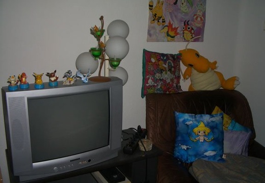 alter Fernseher (9445 Besuche) Alter Fernseher. Er überlebte knapp die Garantiezeit. alter Fernseher